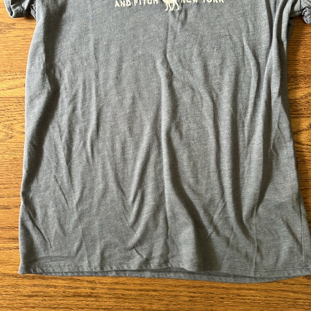 Abercrombie and Fitch Blue Shirt. - Picture 4 of 6